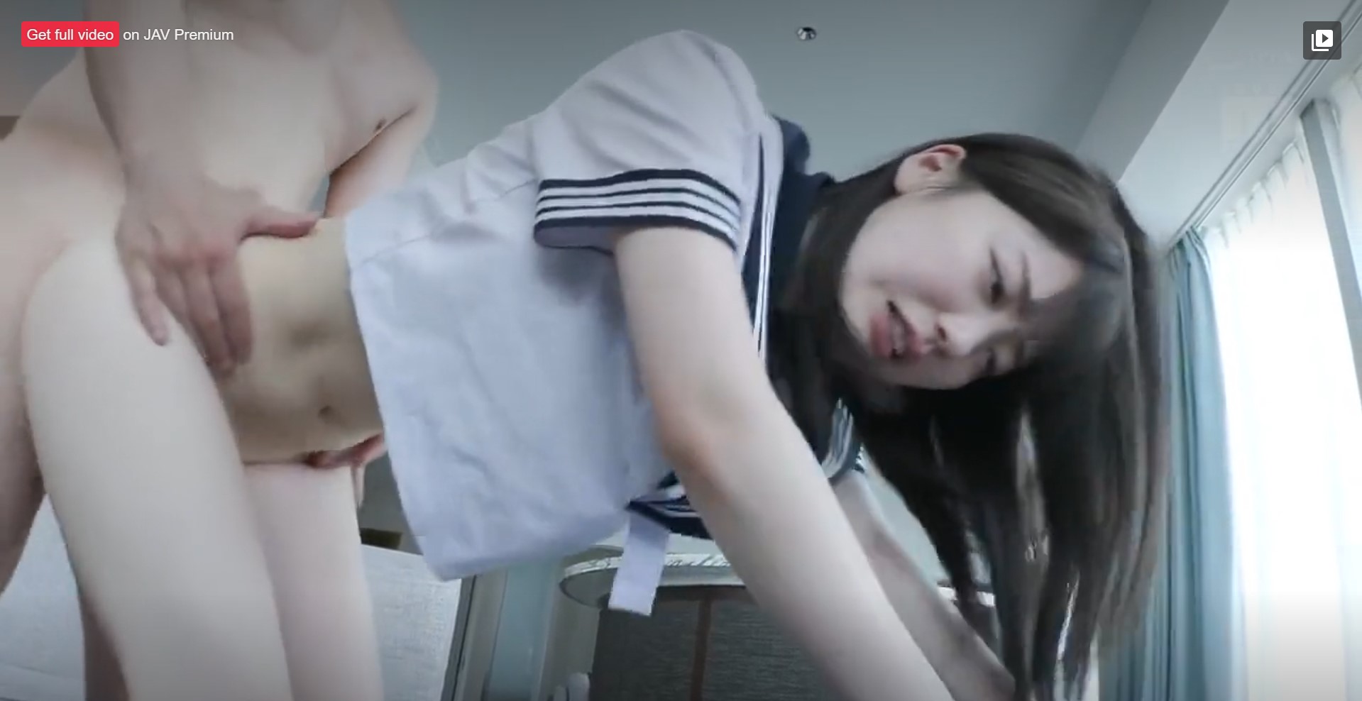 シミ一つない真っ白で透き通るようなお肌のJK制服女子高生を立ちバックでガン突きして最後は正常位からたっぷりと精子を顔面に発射！